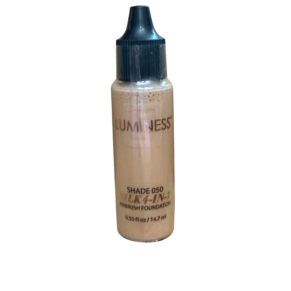Luminess Silk 4-In-1 Airbrush Foundation 0.50 fl oz Shade 050 NEW